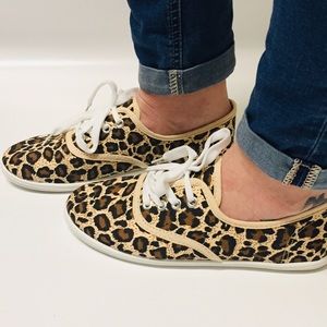 NEW Leopard Cheetah Print Canvas Womans Shoes
